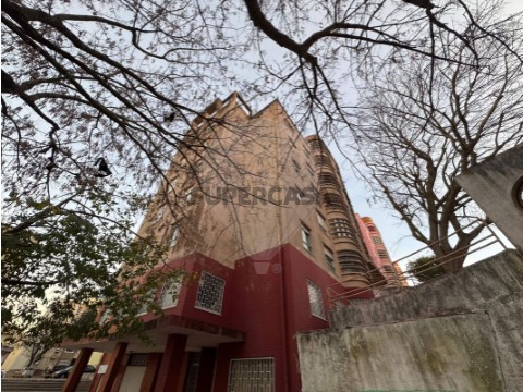 Apartamento T2 em São Sebastião, Setúbal