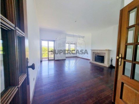 Apartamento T3 em União das Freguesias de Setúbal, Setúbal