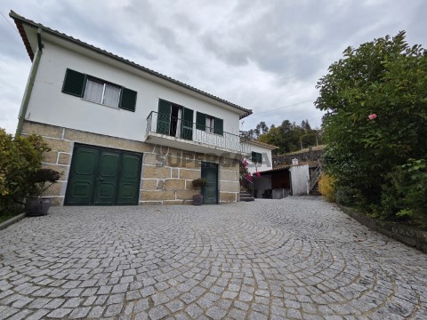 Huis 3 kamers Op Rua do Prado, São Miguel do Mato