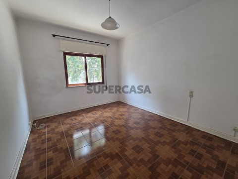 Apartamento T3 em Repeses e São Salvador, Viseu