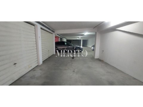Garagem em Póvoa de Varzim, Póvoa de Varzim