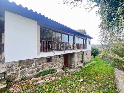 Moradia T3 em Celeirós, Aveleda e Vimieiro, Braga