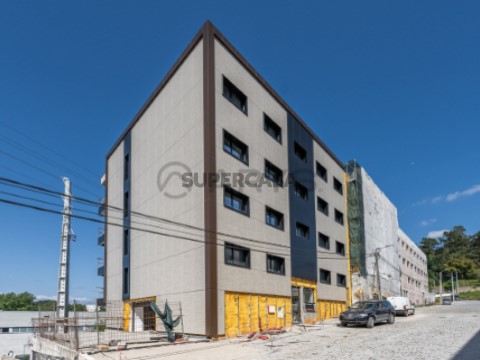 Apartamento 3 habitaciones en Celeirós, Aveleda e Vimieiro, Braga
