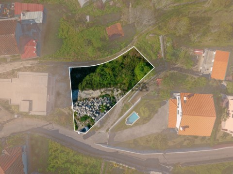 Terreno em Fiscal, Amares