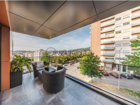 Apartamento T2 em Nogueira, Fraião e Lamaçães, Braga