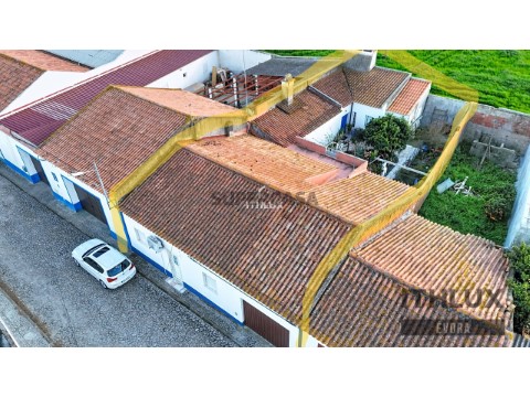 Moradia T3 em Montoito, Redondo