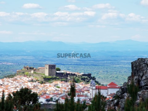 Gebäude auf Sé e São Lourenço, Portalegre