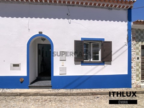 Moradia T2 em Montoito, Redondo
