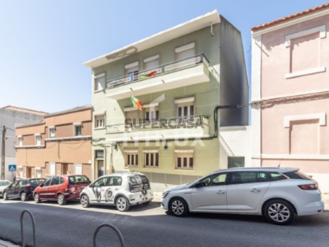 Gebouw Op Almada, Cova da Piedade, Pragal e Cacilhas, Almada