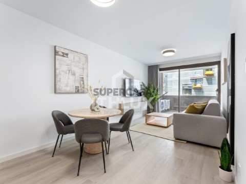 Apartamento T1 em Santa Marinha, Vila Nova de Gaia