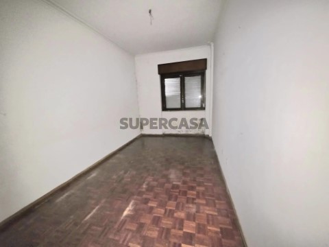 Apartamento T2 em Odivelas, Odivelas