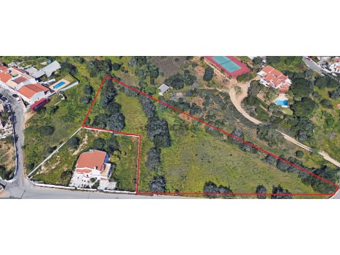 Terreno em Armação de Pêra, Silves