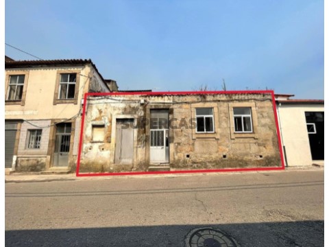 Maison Mitoyenne 4 Chambres au Gulpilhares, Vila Nova de Gaia