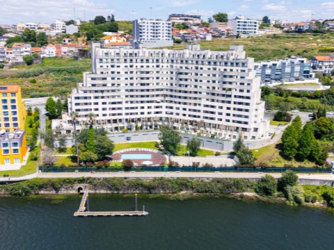 Apartamento T4 em Gondomar (São Cosme), Valbom e Jovim, Gondomar