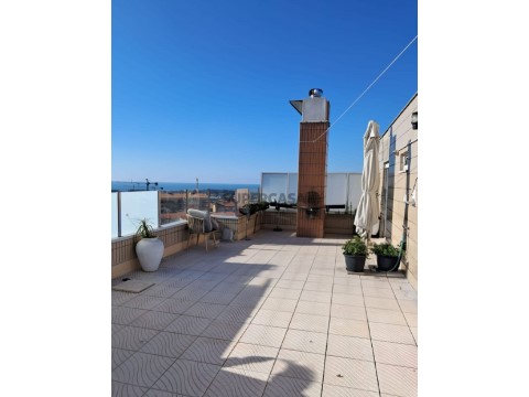 Apartamento T4 em Vilar do Paraíso, Vila Nova de Gaia