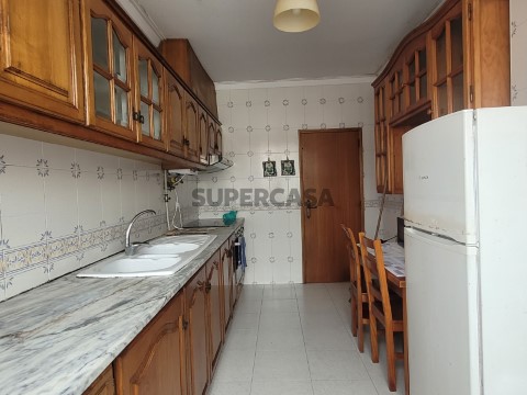 Apartamento T3 na Rua Henrique Lopes, Santa Maria Maior e Monserrate e Meadela
