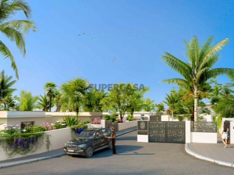 Luxuosa Residência em Faro, frente à Ria Formosa, com Adega, Hamman, Ginásio, Garagem, Piscina e Jardim