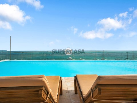 Apartamento T4 em Olhão, Olhão