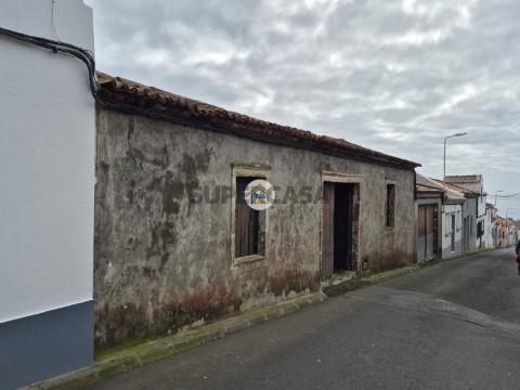 Moradia T0 em Santa Cruz, Lagoa (São Miguel)