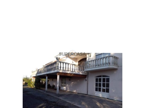 Moradia T4 em Borralha, Águeda