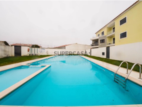 Apartamento T2 em Ferrel, Peniche