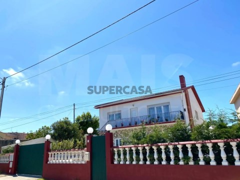 Moradia T11 em Atouguia da Baleia, Peniche