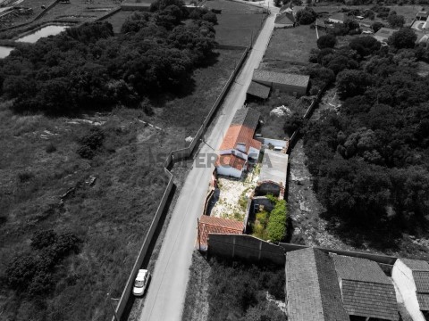 Moradia T2 em Turquel, Alcobaça
