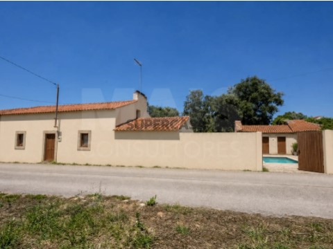 Moradia T2 em Turquel, Alcobaça