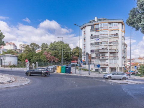 Apartamento T2 em Sacavém e Prior Velho, Loures