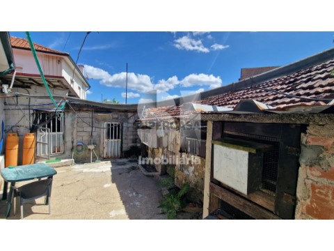 Moradia T1 em Louredo, Paredes