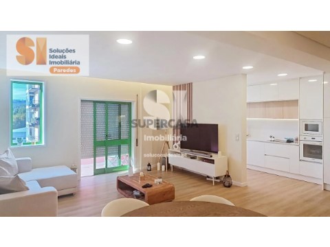Apartamento T4 em Paredes, Paredes