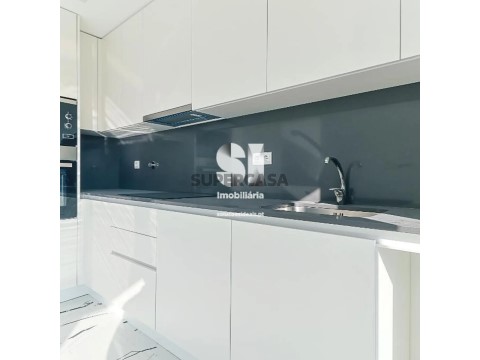 Moradia T5 em Antuzede e Vil de Matos, Coimbra