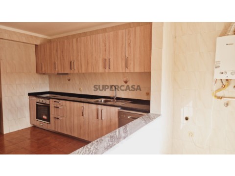 Apartamento T2 Oliveira do Bairro