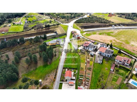 Terreno em Folhadela, Vila Real