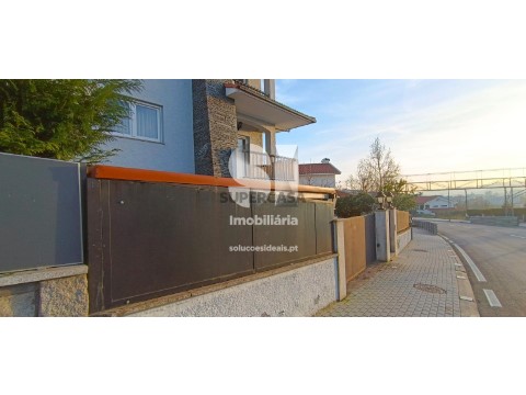 Moradia T7 em União das freguesias de Vila Real, Vila Real