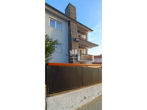 Moradia T5 em União das freguesias de Vila Real, Vila Real