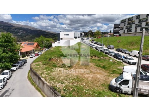 Lote em União das freguesias de Vila Real, Vila Real