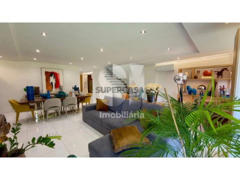 Maison 4 Chambres au União das freguesias de Vila Real, Vila Real
