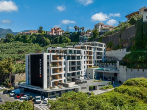 Apartamento T6 em São Pedro, Funchal