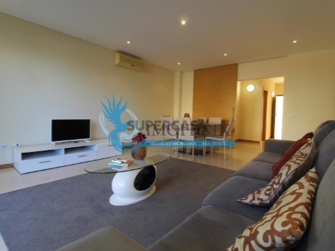 Moradia T2 em Albufeira e Olhos de Água, Albufeira