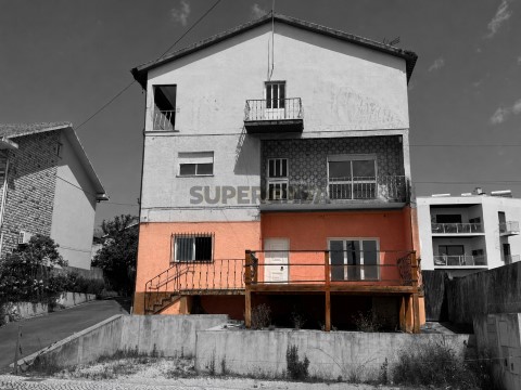 Comercial em Soure, Soure