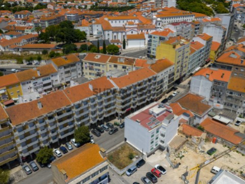 APARTAMENTO T5 - CENTRO DE SANTAREM (9)
