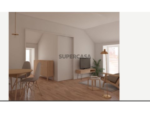 Apartamento T1+1 em Ladeira das Fontaínhas, São Sebastião