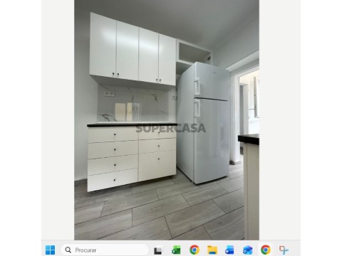 Apartamento T5 na Rua Francisco Andrade, Almada, Cova da Piedade, Pragal e Cacilhas