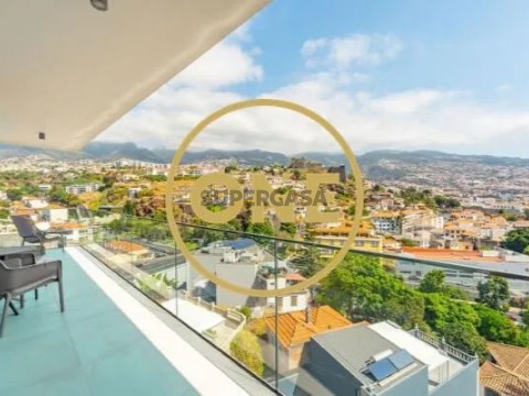 Apartamento T2 em Arco da Calheta, Calheta (Madeira)