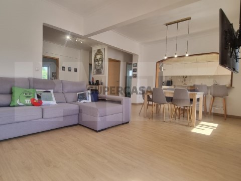 Apartamento T3_Feijó_Luisa Pinto_LATIFI
