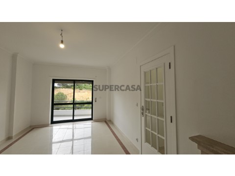 Apartamento T3_Feijó_Luísa Pinto_LATIFI