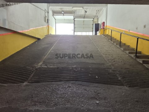 Garagem_Montijo_Montijo_Nuno Gama_LATIFI (11)