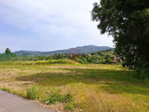 Terreno Urbano em Monção e Troviscoso, Monção
