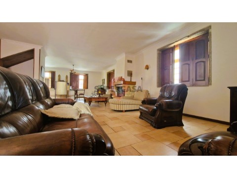 Apartamento T4 em Vila e Roussas, Melgaço